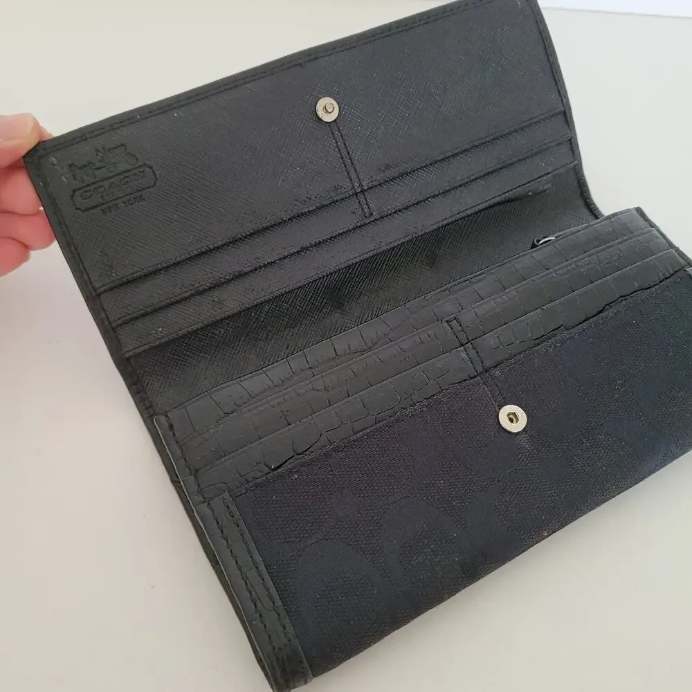 COACH Signature C Black Canvas Faux Leather‎ Bifold Continental Wallet Women's